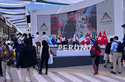 南美掘金正當(dāng)時——宏遠液壓智能掘進鉆車裝備技術(shù)亮相秘魯?shù)V業(yè)展